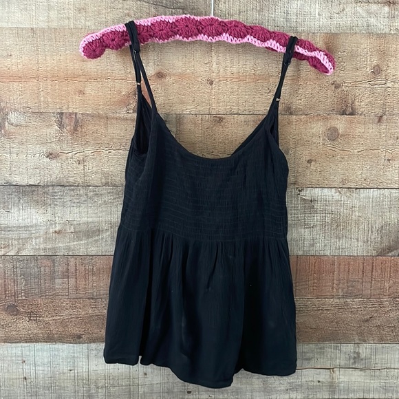 L.A. Hearts Flowy Tie-Back Tank - Picture 1 of 3